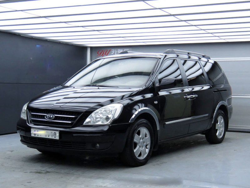 kia carnival 2008 Black